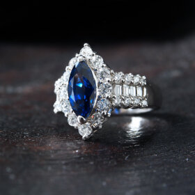 PT サファイア（スリランカ産・ロイヤルブルー）リング2.14ct/D