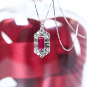 PTルビー非加熱・ピジョンブラッドプチネックレス 0.54ct