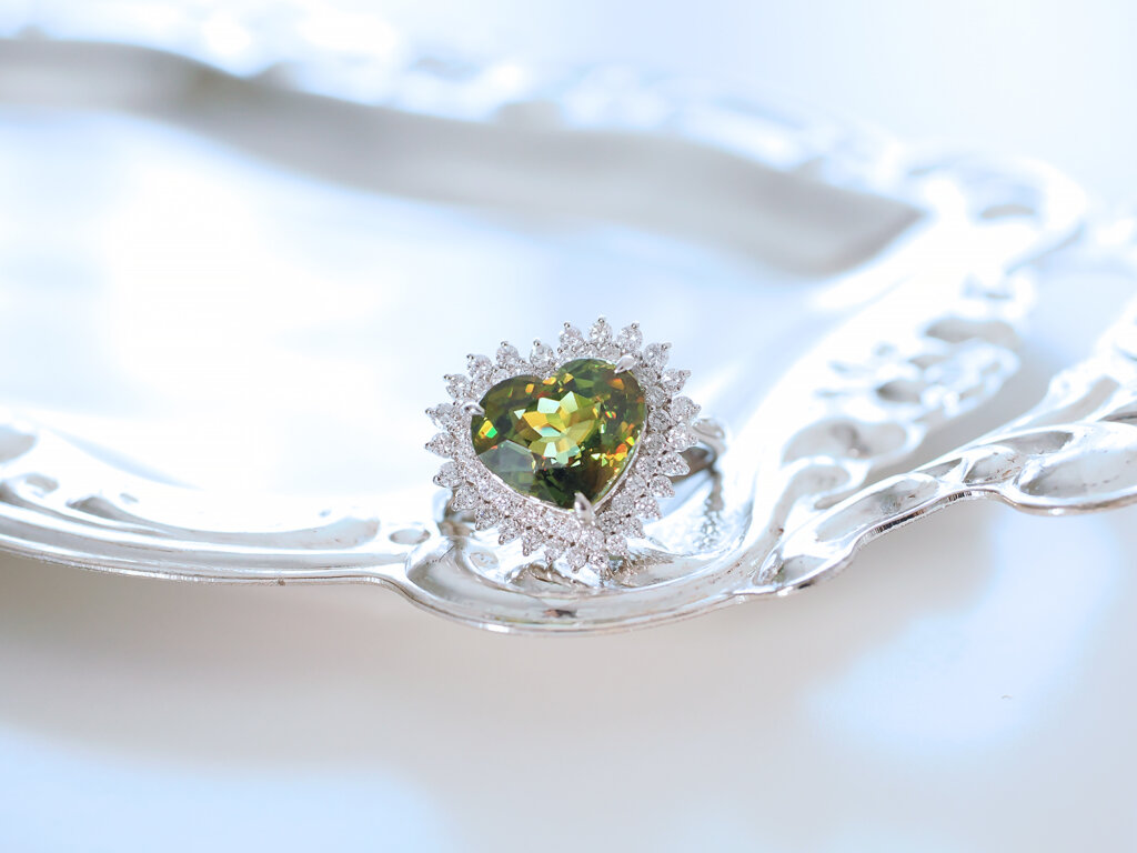 ジュエリーサンライズ＿PTスフェーンリング 5.37ct/0.66ct