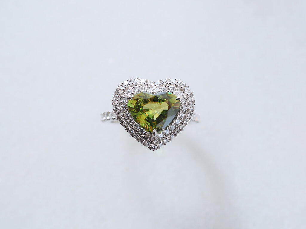 スフェーンリング 2.28ct