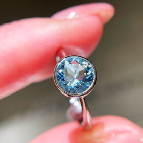 アクアマリン リング 1.24ct