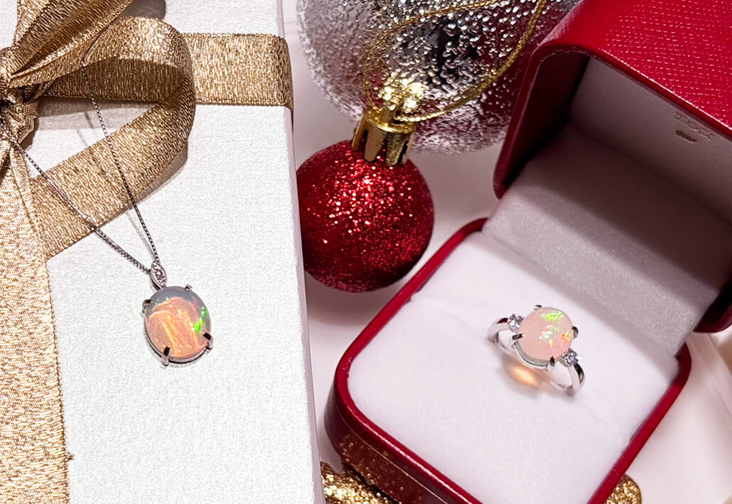 2025クリスマス2点セット＿オパールリング・ネックレス
