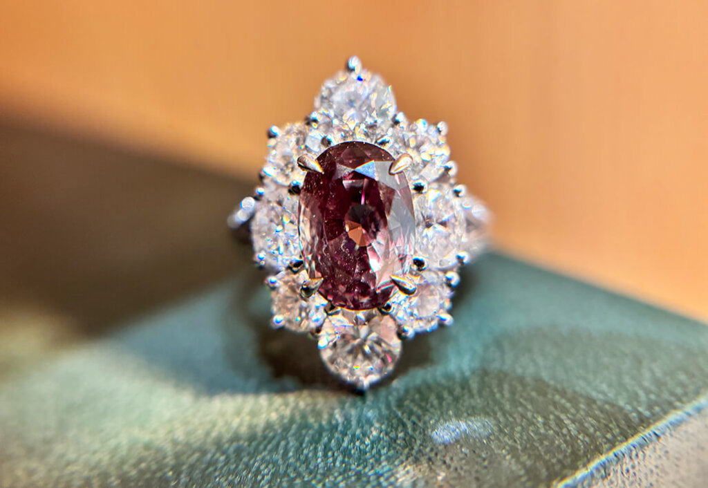 アレキサンドライト_4.324ctダイヤ2.911ct_0.30ct