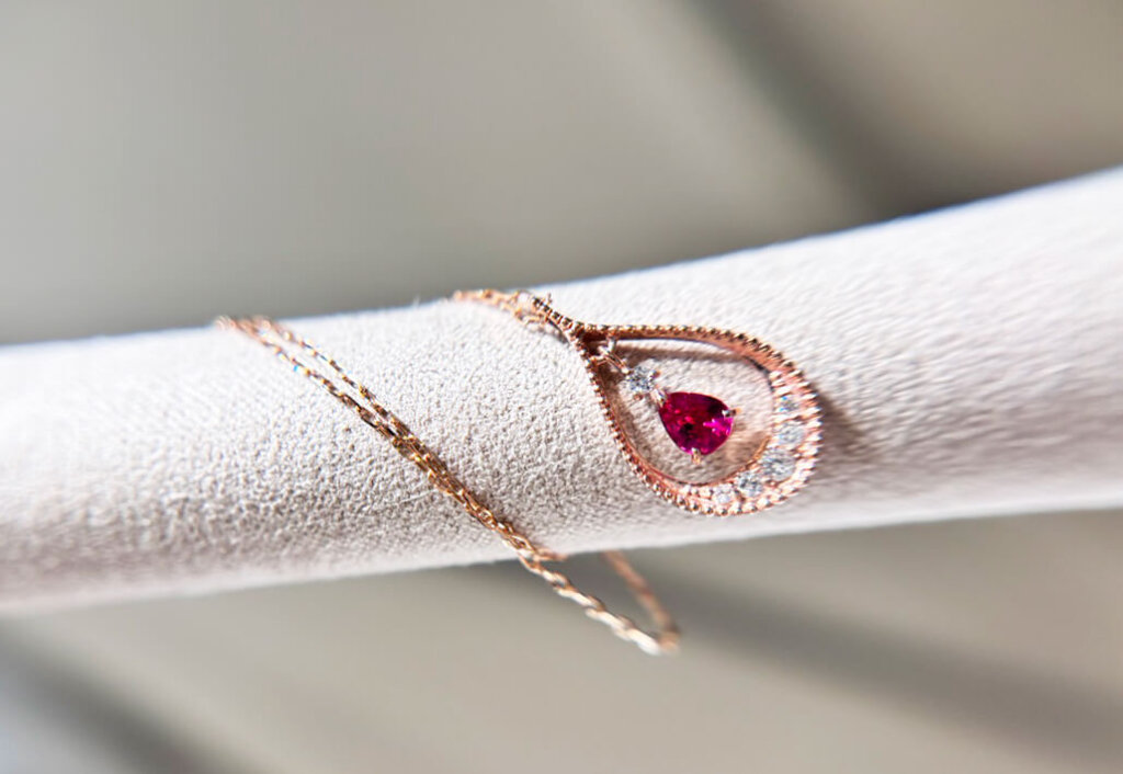 ルビー0.205ctプチネックレス